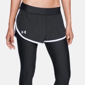 UA Fly Fast Shapri running capris w/ shorts
